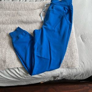 Figs scrubs